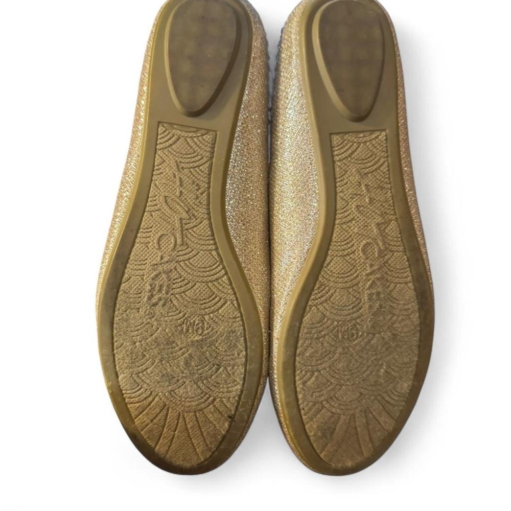 Hot Cakes Sparkling Gold Flats - Picture 8 of 8
